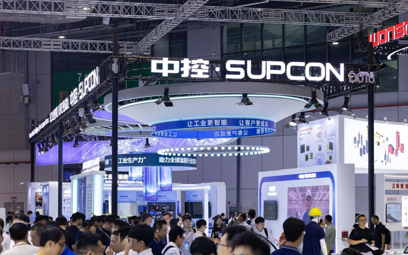 从“思索”到“执行”：pg赏金女王单机版试玩平台解码“工业具身智能”